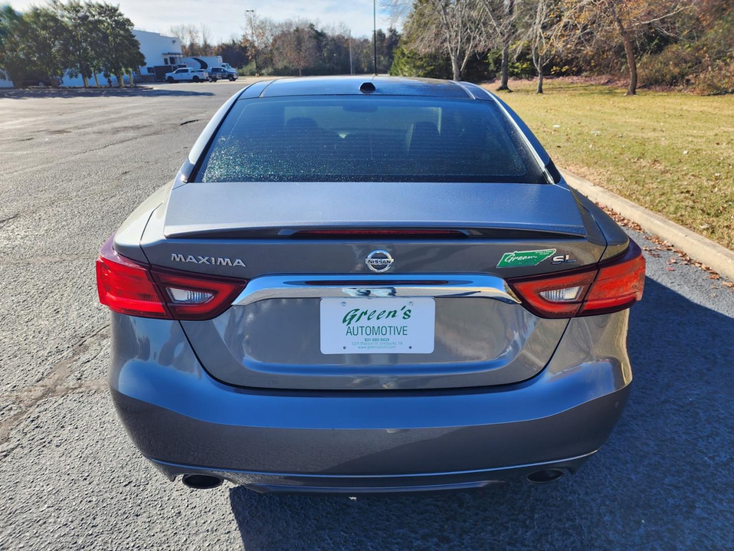 2016 Gray /Black Nissan Maxima 3.5 SL (1N4AA6APXGC) with an 3.5L V6 DOHC 24V engine, Continuously Variable Transmission transmission, located at 1221 Madison St., Shelbyville, TN, 37160, (931) 680-9439, 0.000000, 0.000000 - Photo#2